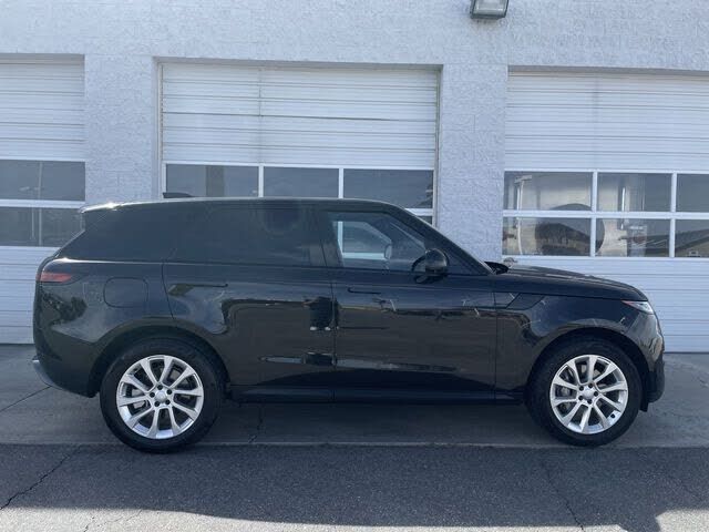 2025 LAND ROVER Range Rover Sport