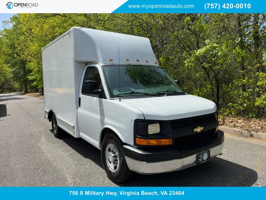 2017 CHEVROLET Express