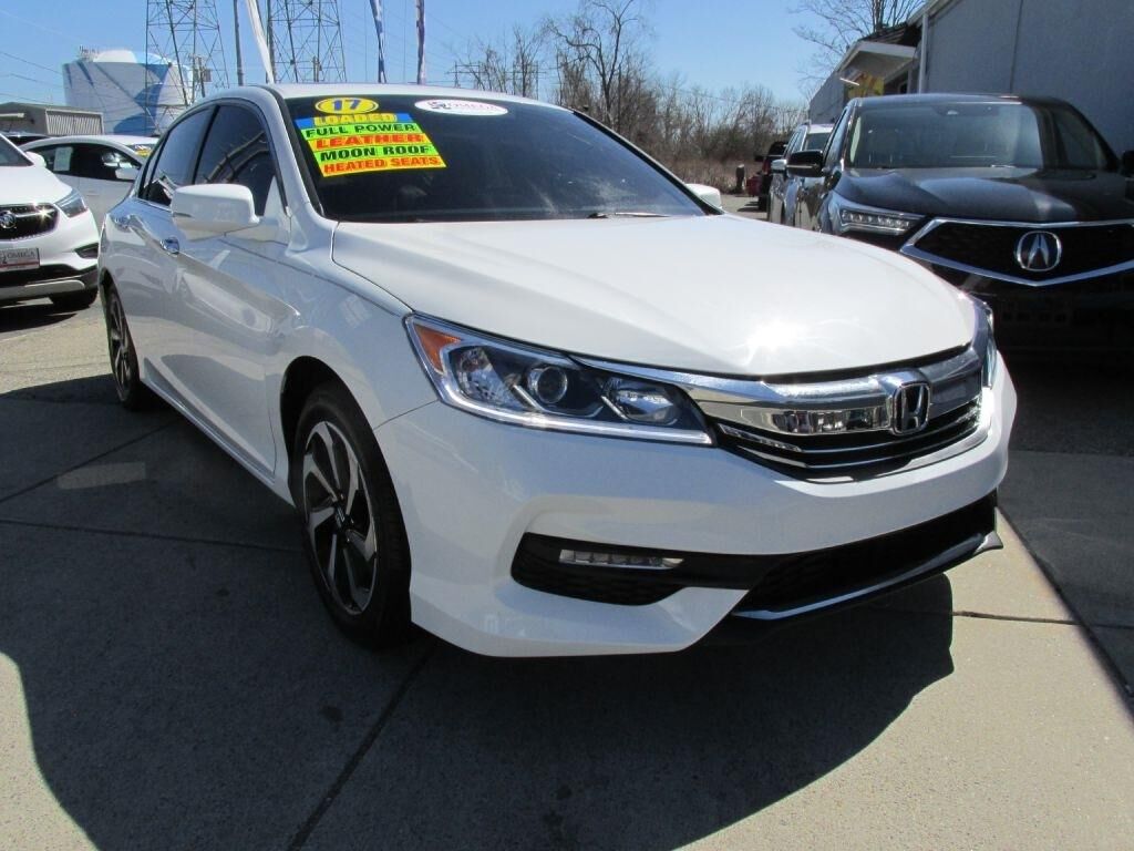 2017 HONDA Accord