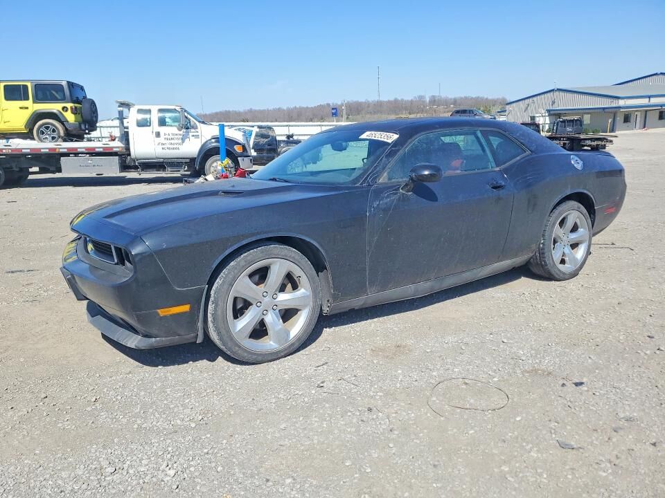 2013 DODGE Challenger