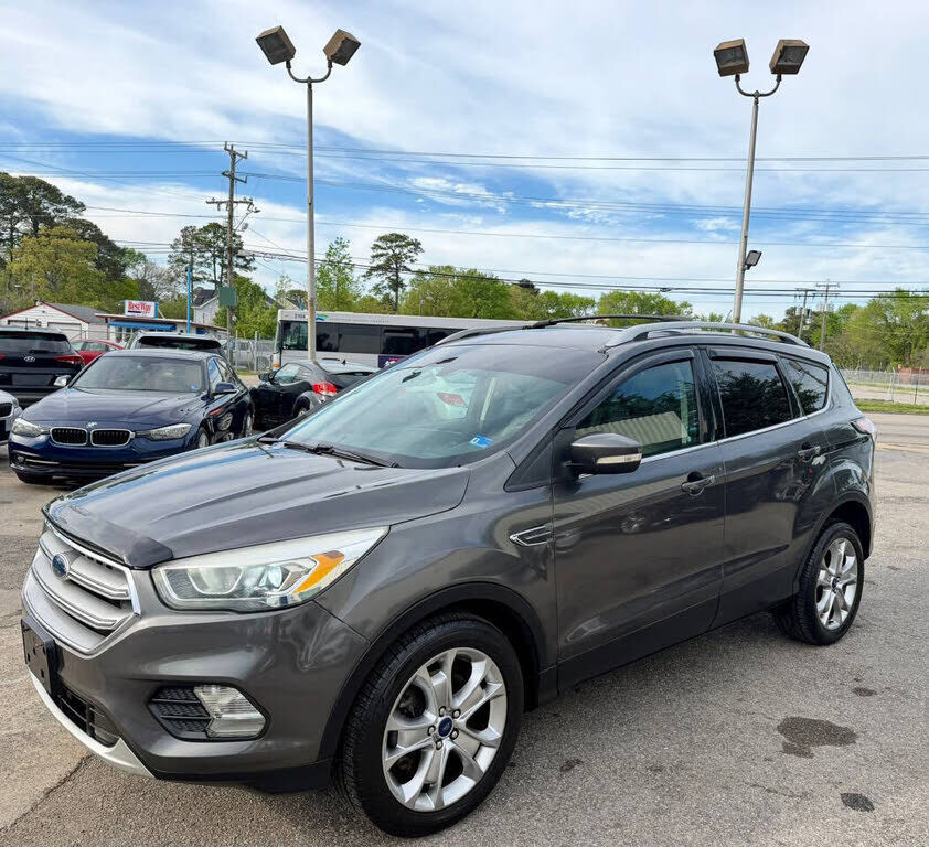 2017 FORD Escape