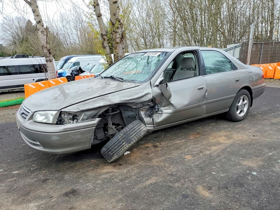 2001 TOYOTA Camry