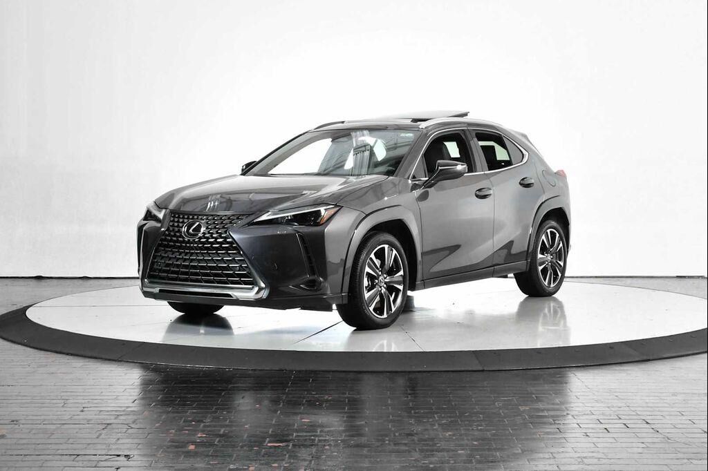 2025 LEXUS UX