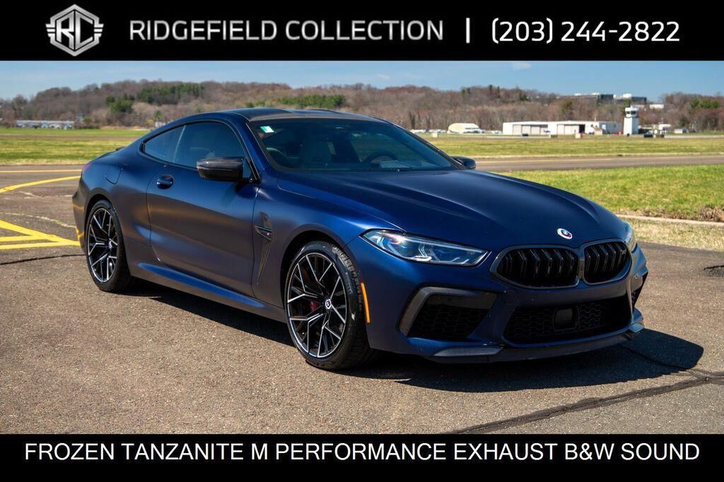 2023 BMW M8
