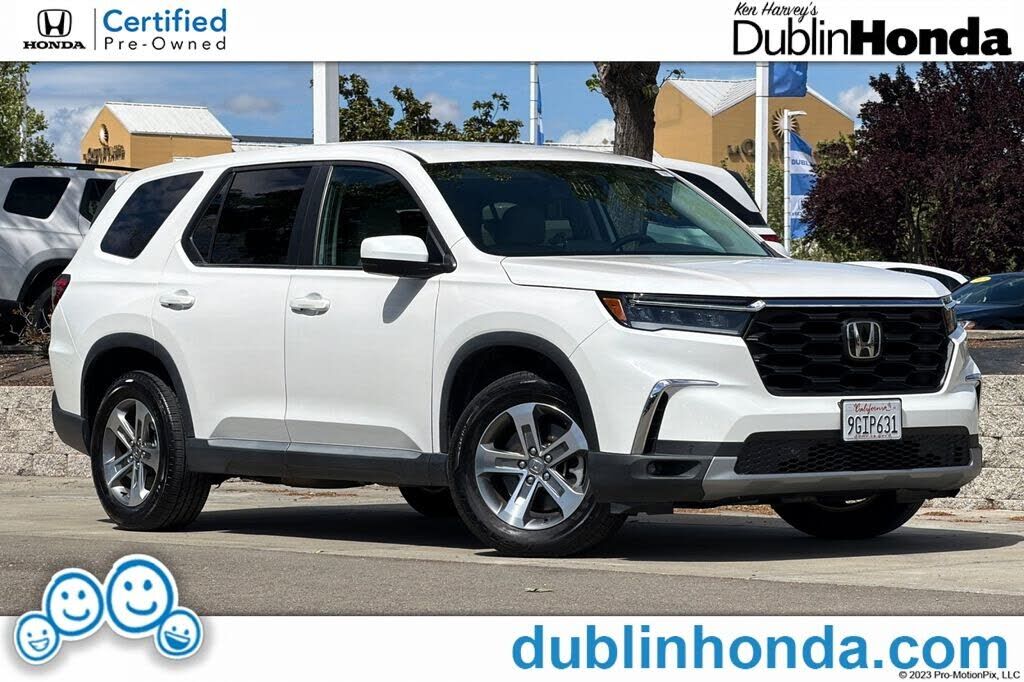 2023 HONDA Pilot