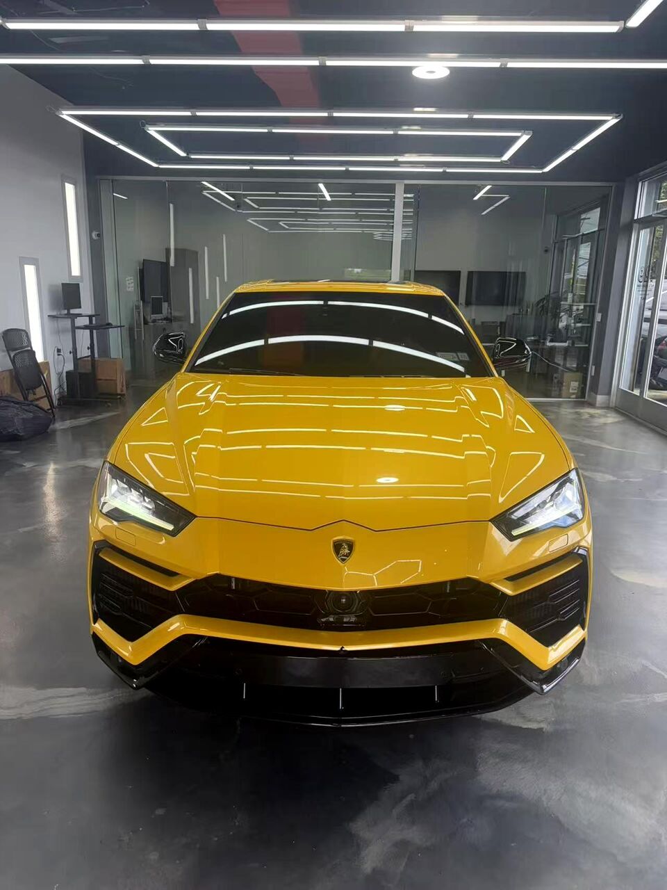 2022 LAMBORGHINI URUS