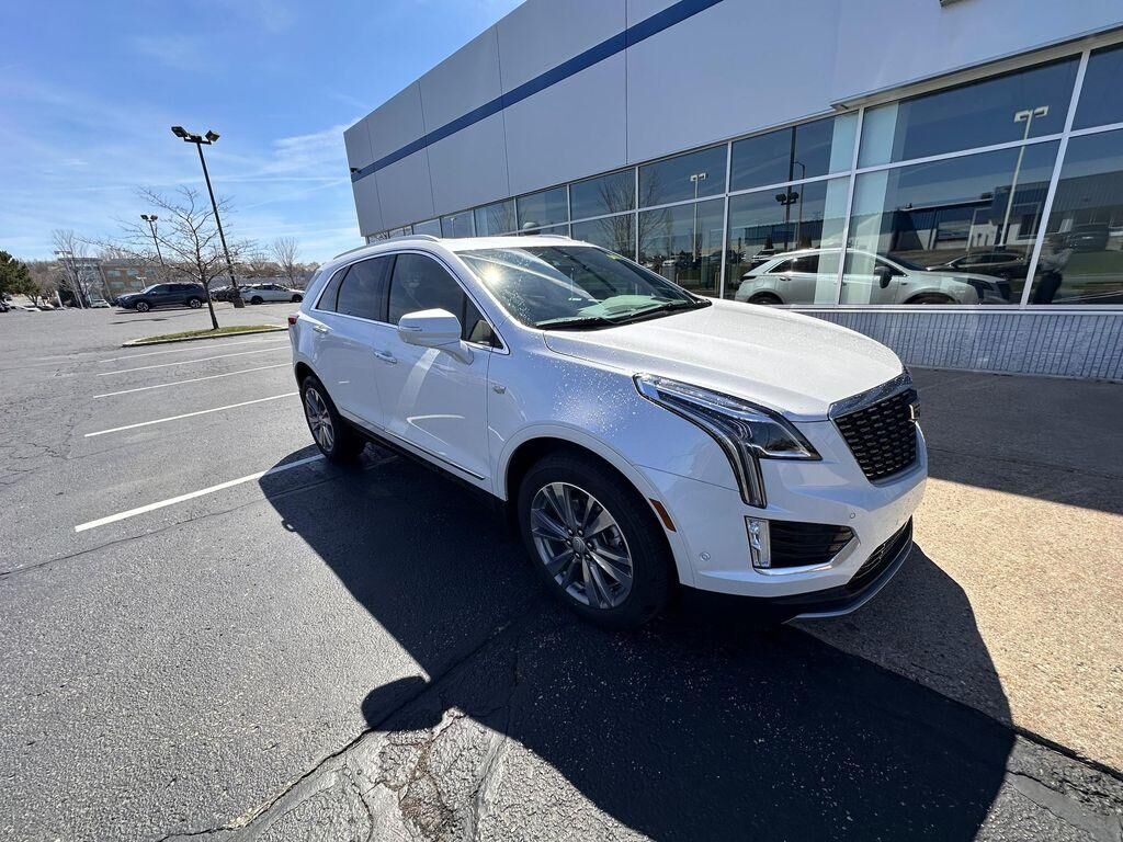 2022 CADILLAC XT5