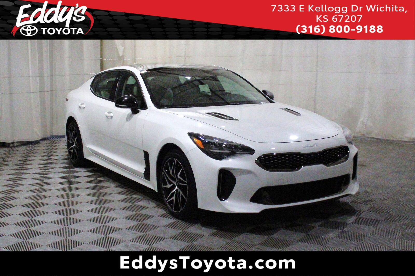 2023 KIA Stinger