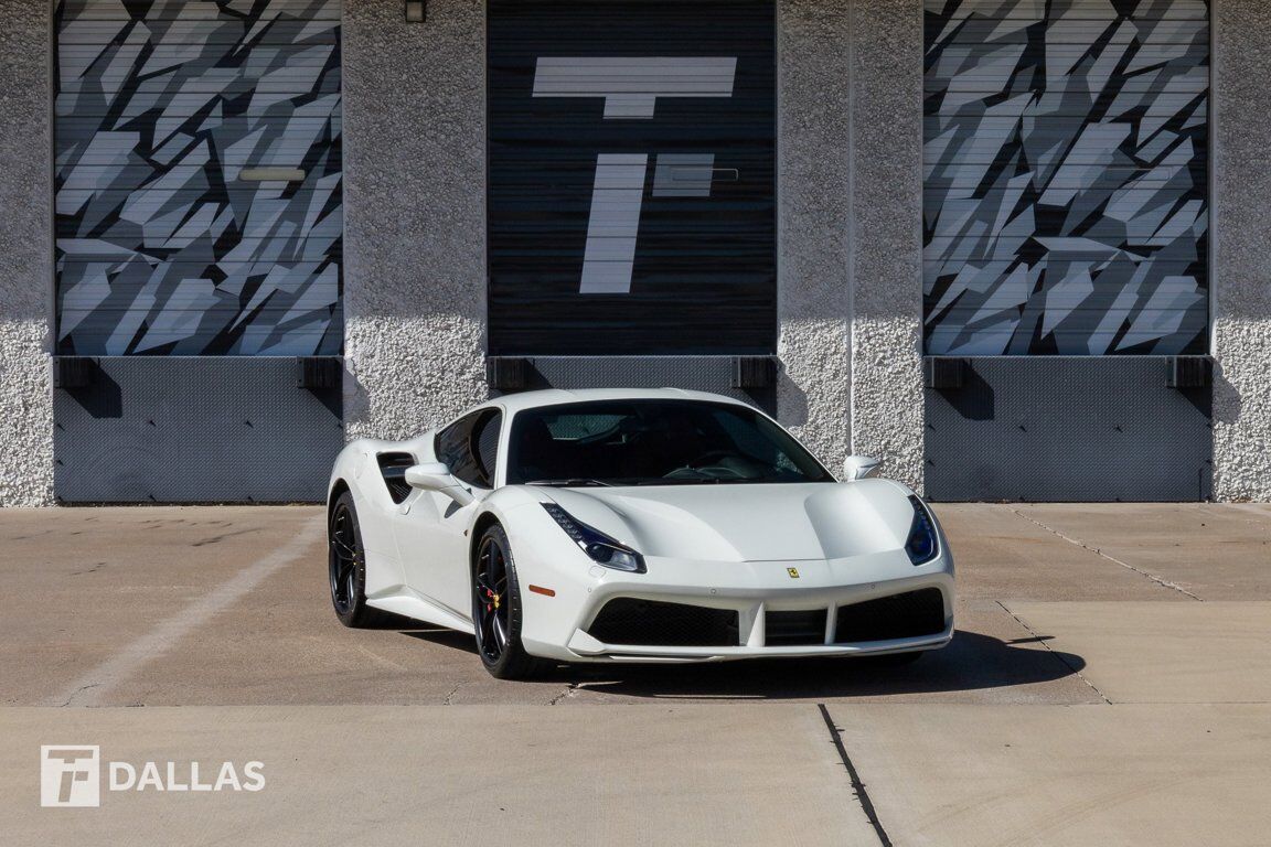 2019 FERRARI 488 GTB