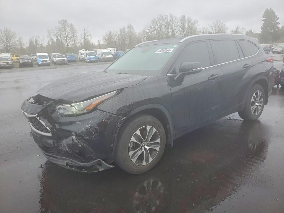 2023 TOYOTA Highlander