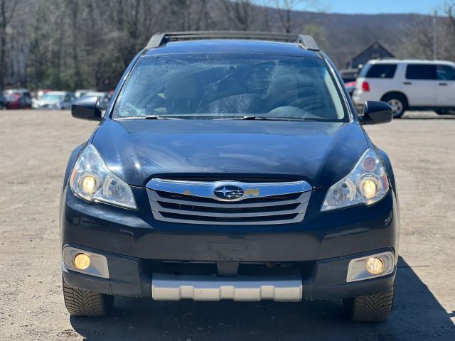 2012 SUBARU Outback