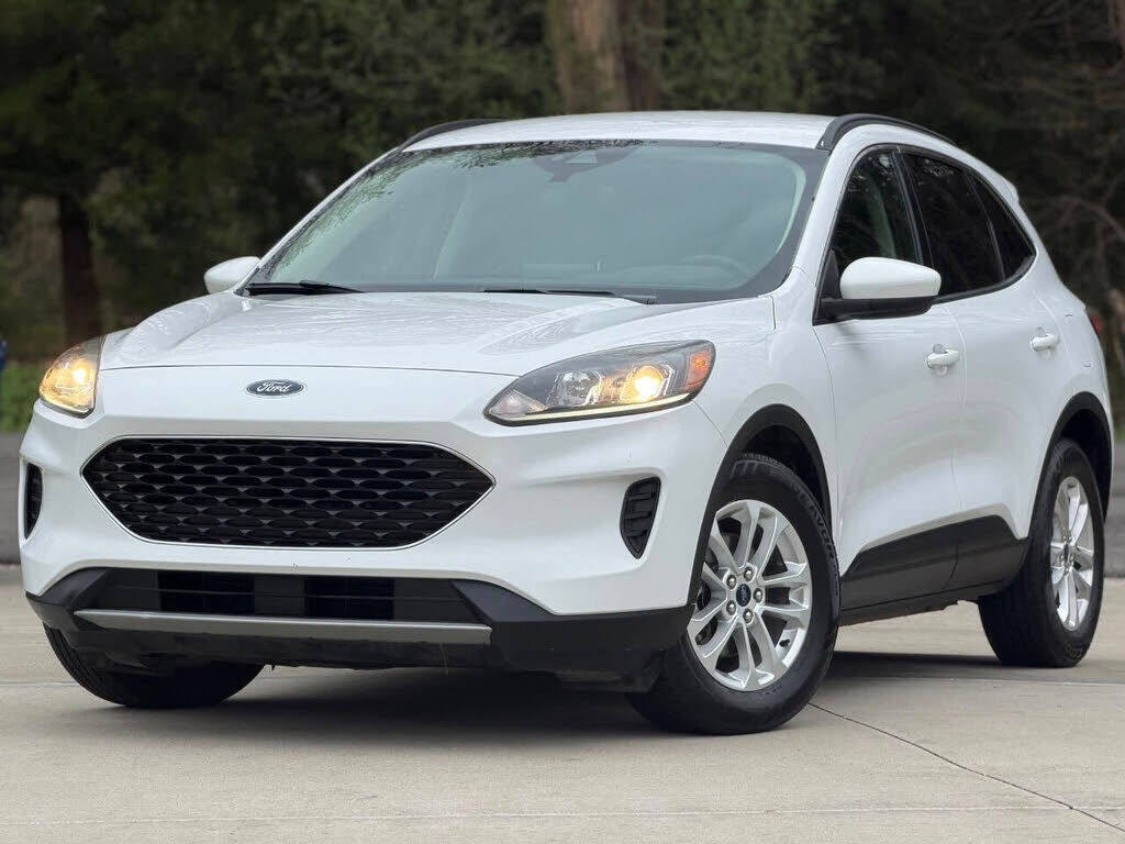 2020 FORD Escape