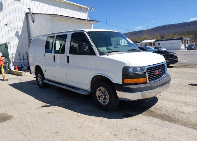 2014 GMC Savana