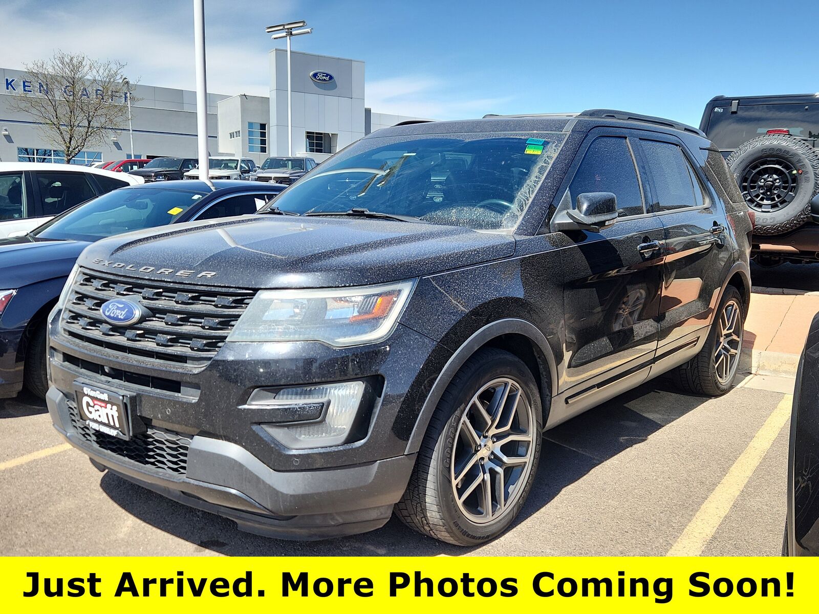 2016 FORD Explorer