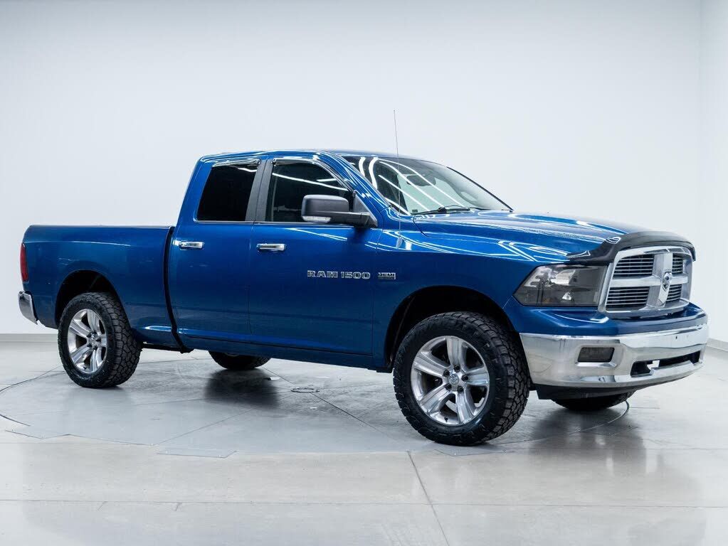 2011 DODGE Ram
