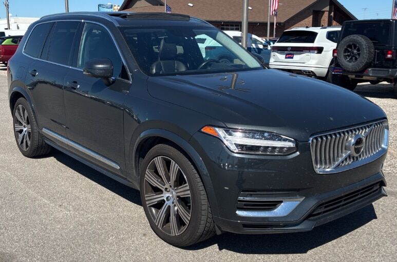2021 VOLVO XC90