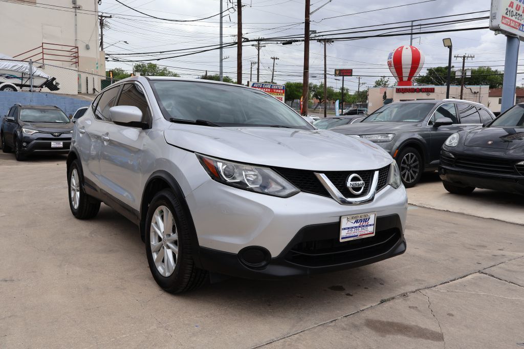 2017 NISSAN Rogue