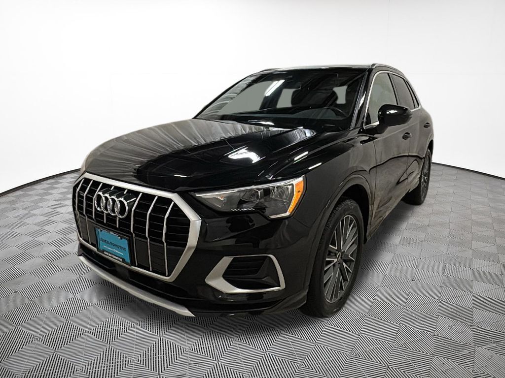 2022 AUDI Q3