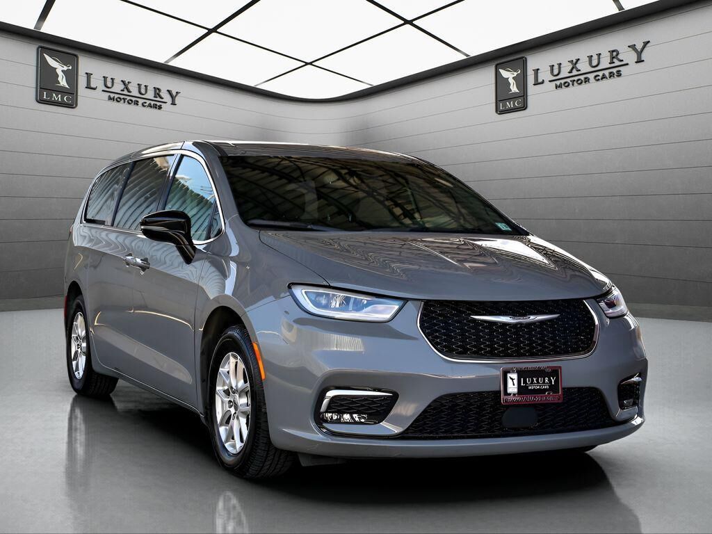 2025 CHRYSLER Pacifica