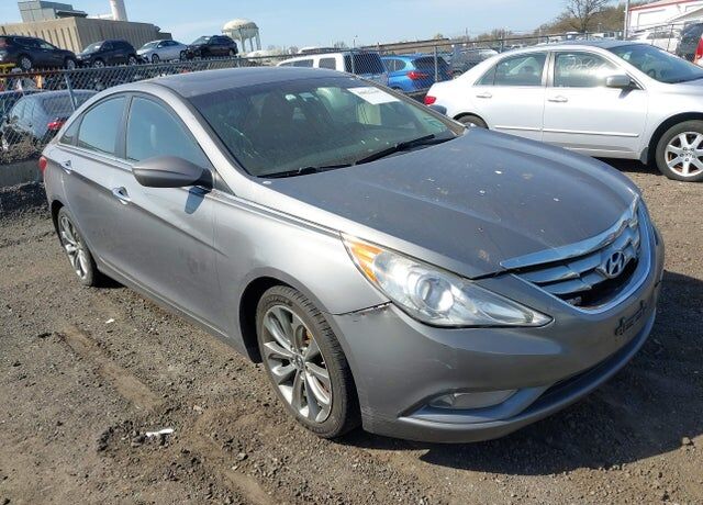 2011 HYUNDAI Sonata