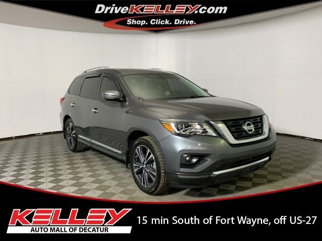 2017 NISSAN Pathfinder