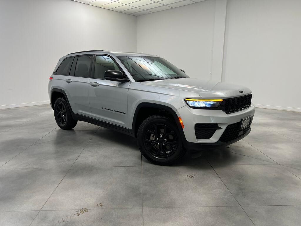 2025 JEEP Grand Cherokee