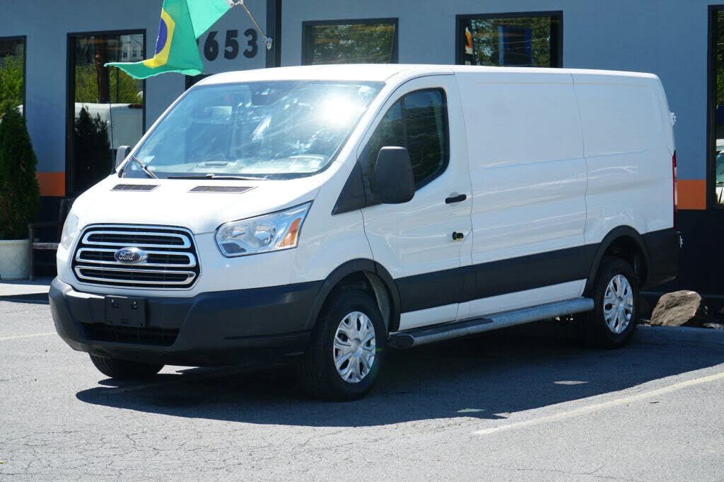 2017 FORD Transit