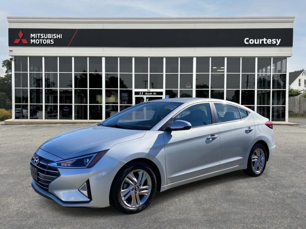 2019 HYUNDAI Elantra