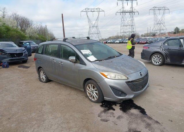 2013 MAZDA Mazda5