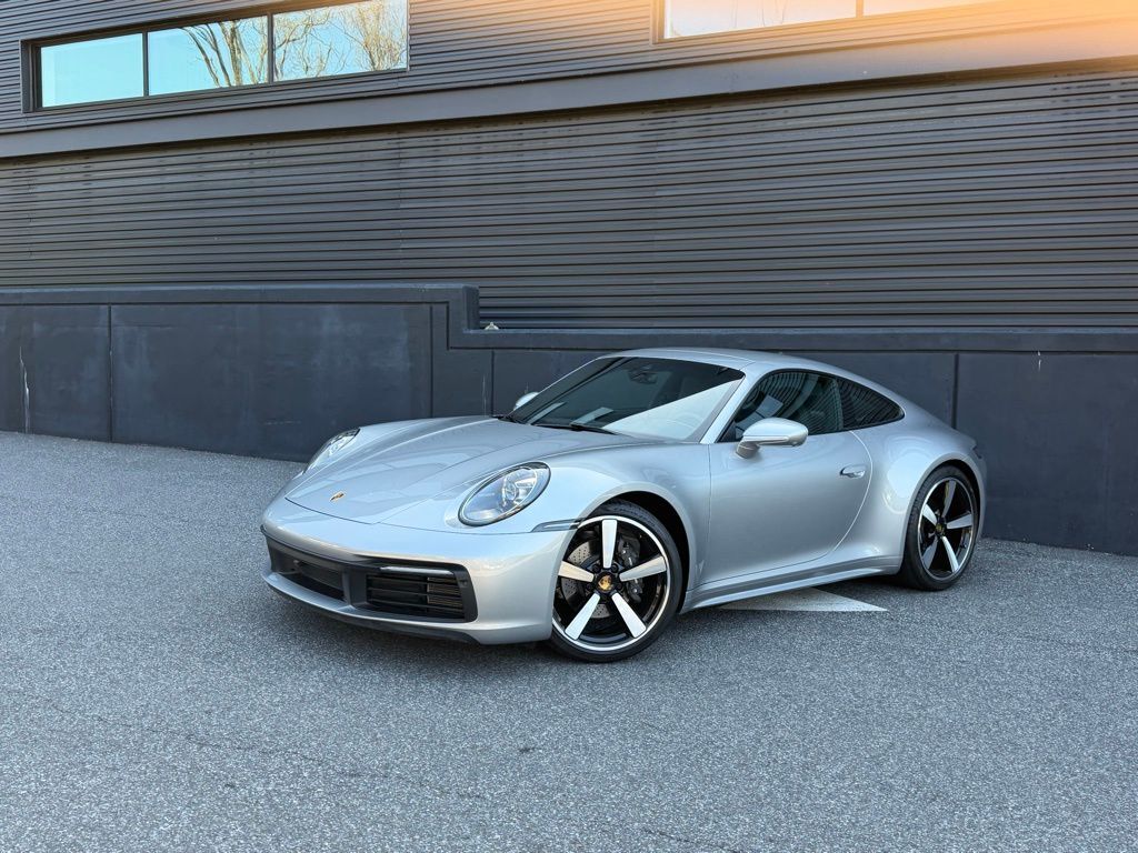 2024 PORSCHE 911