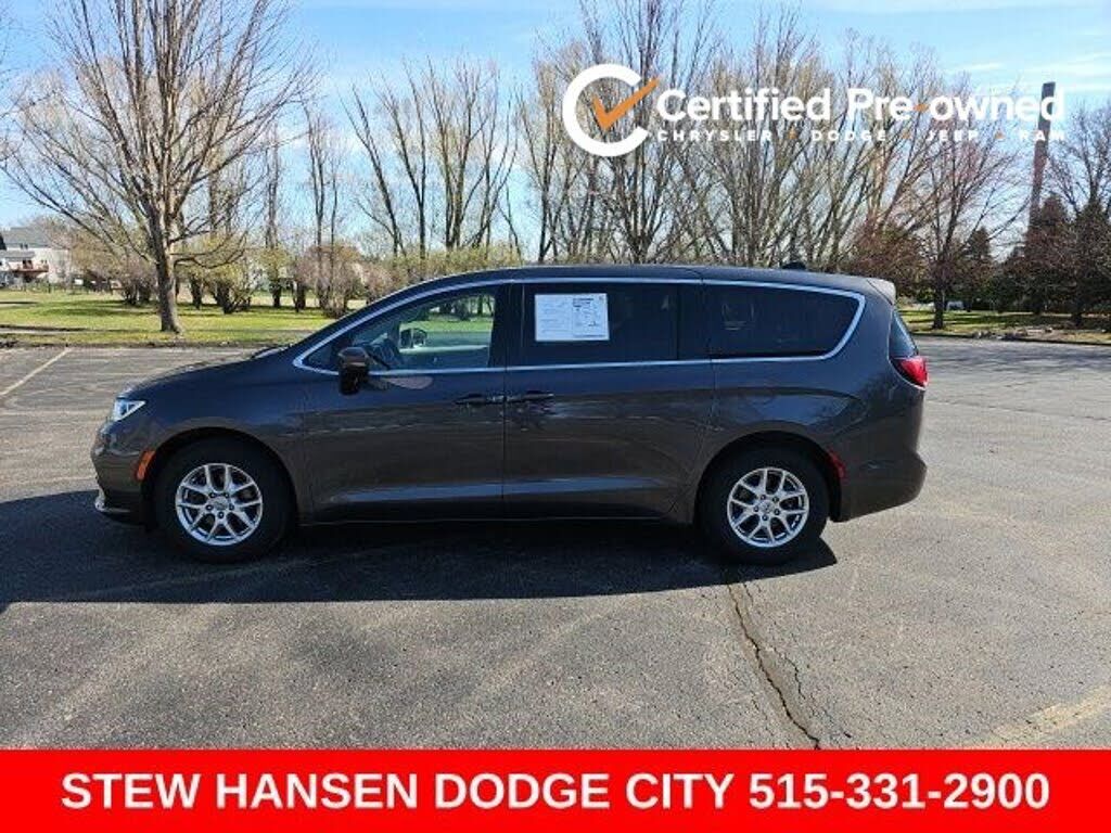 2023 CHRYSLER Pacifica