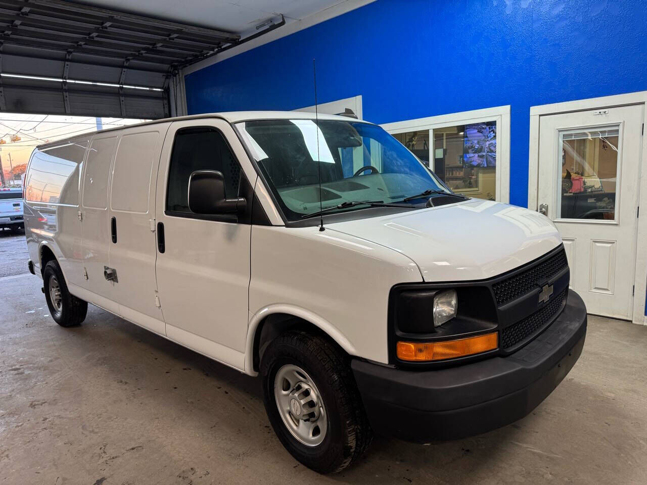2016 CHEVROLET Express