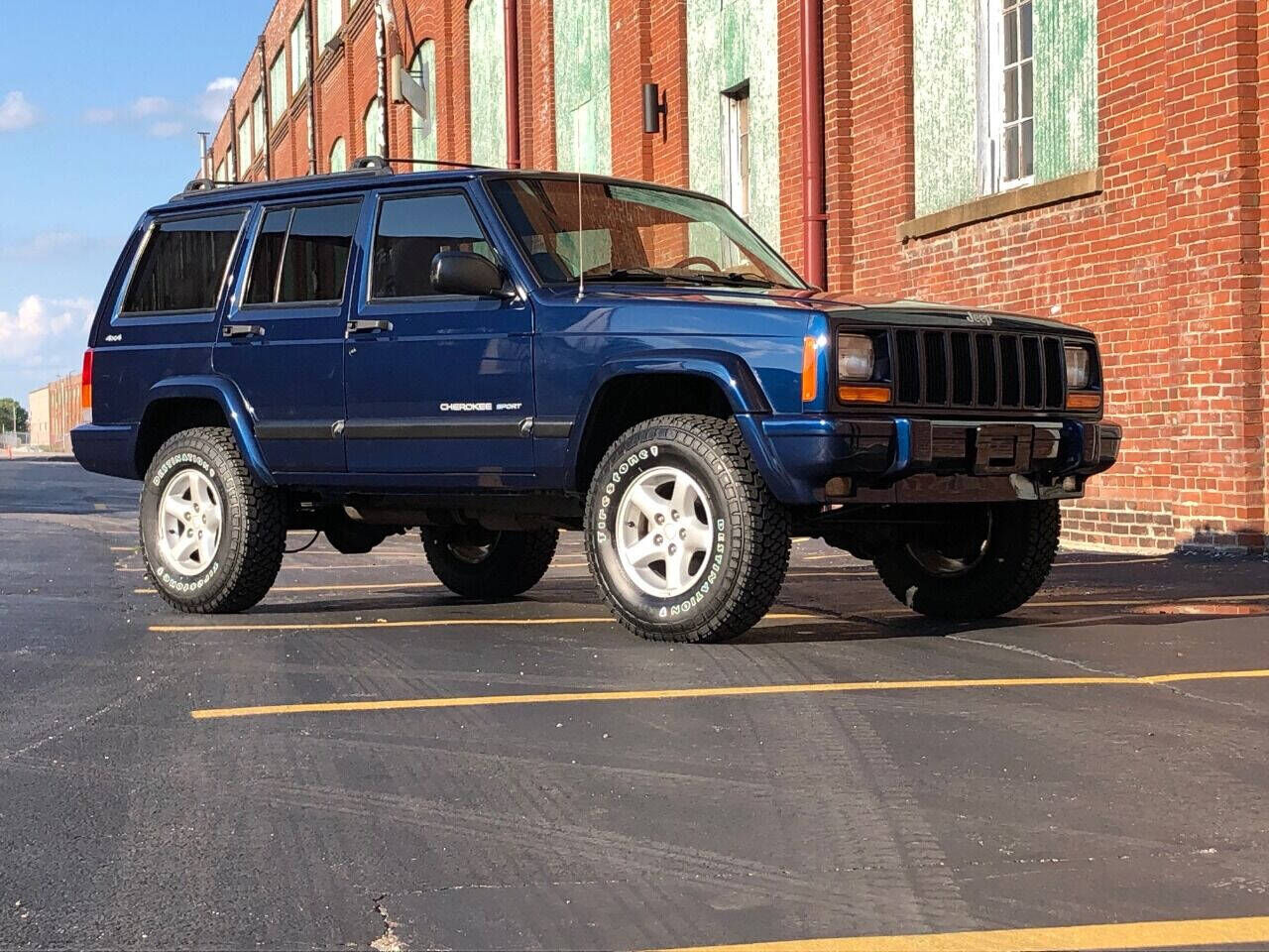2000 JEEP Cherokee