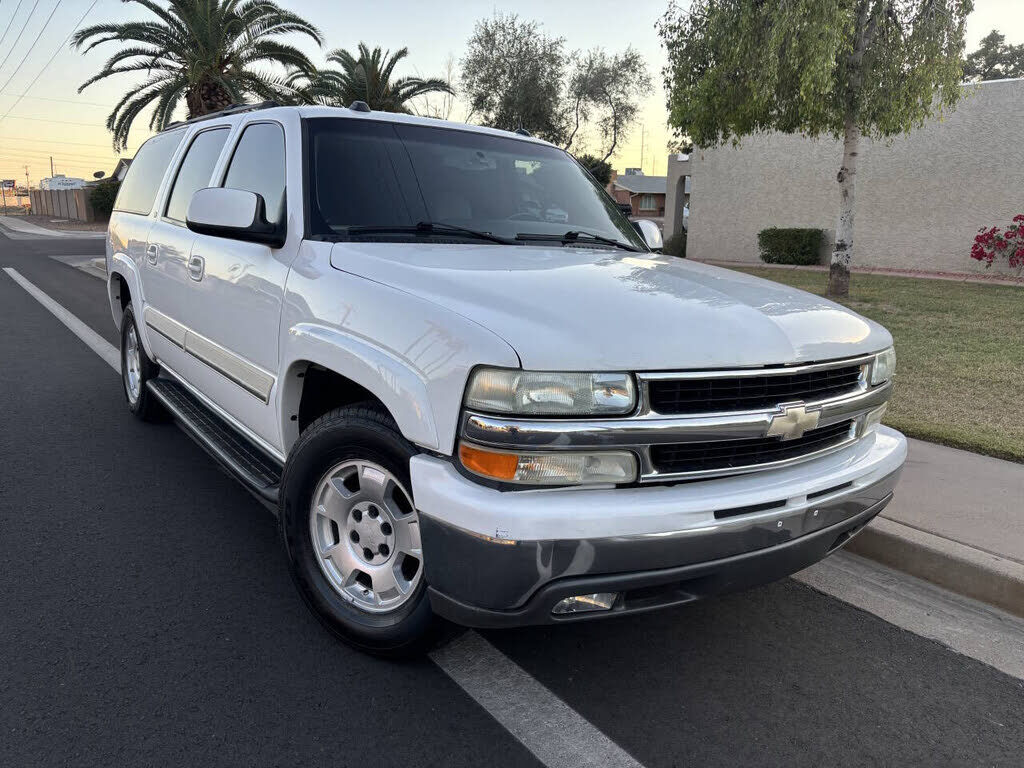2004 CHEVROLET Suburban