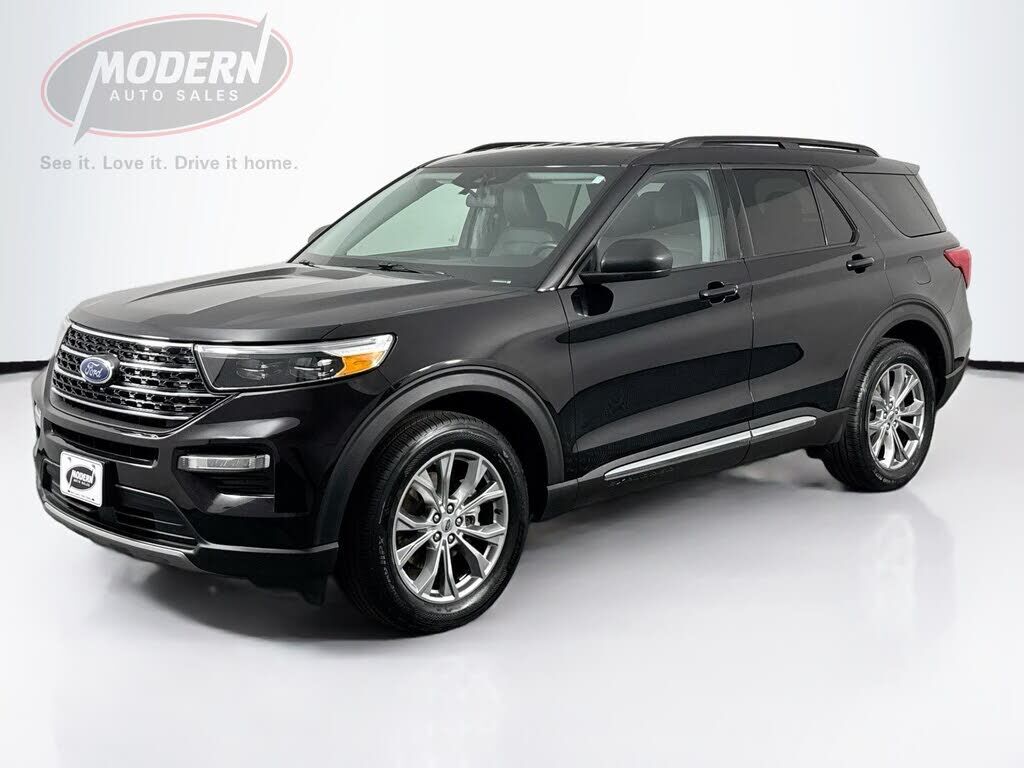 2021 FORD Explorer