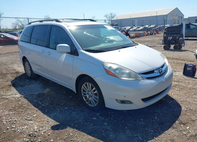 2008 TOYOTA Sienna