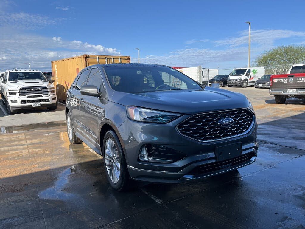 2024 FORD Edge