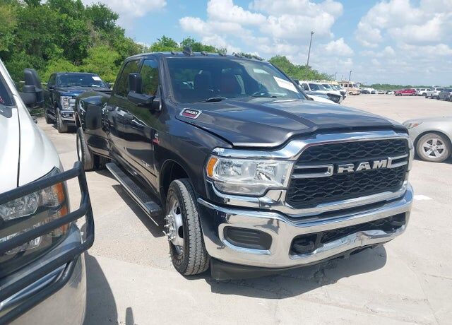 2021 RAM 3500