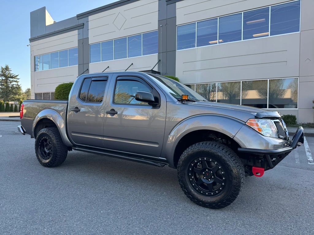 2017 NISSAN Frontier