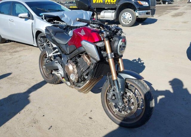 2019 HONDA CB