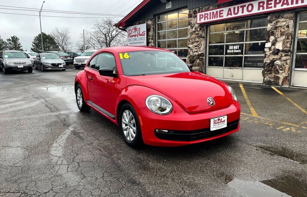 2016 VOLKSWAGEN Beetle