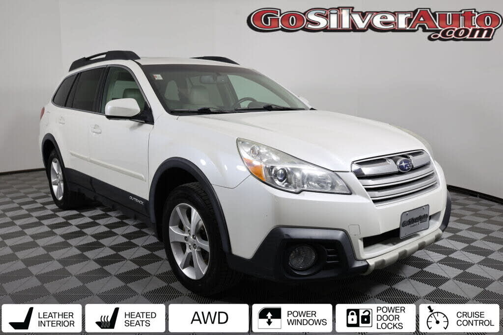 2014 SUBARU Outback