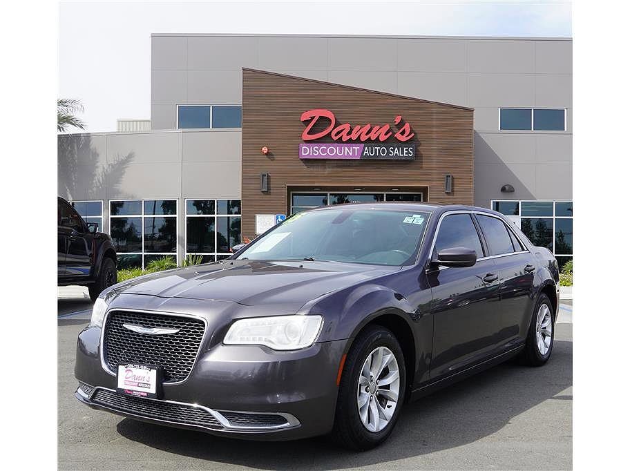 2015 CHRYSLER 300