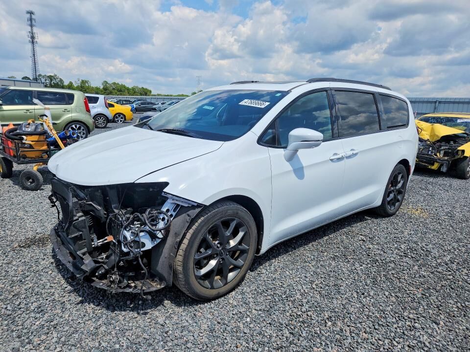 2021 CHRYSLER Pacifica