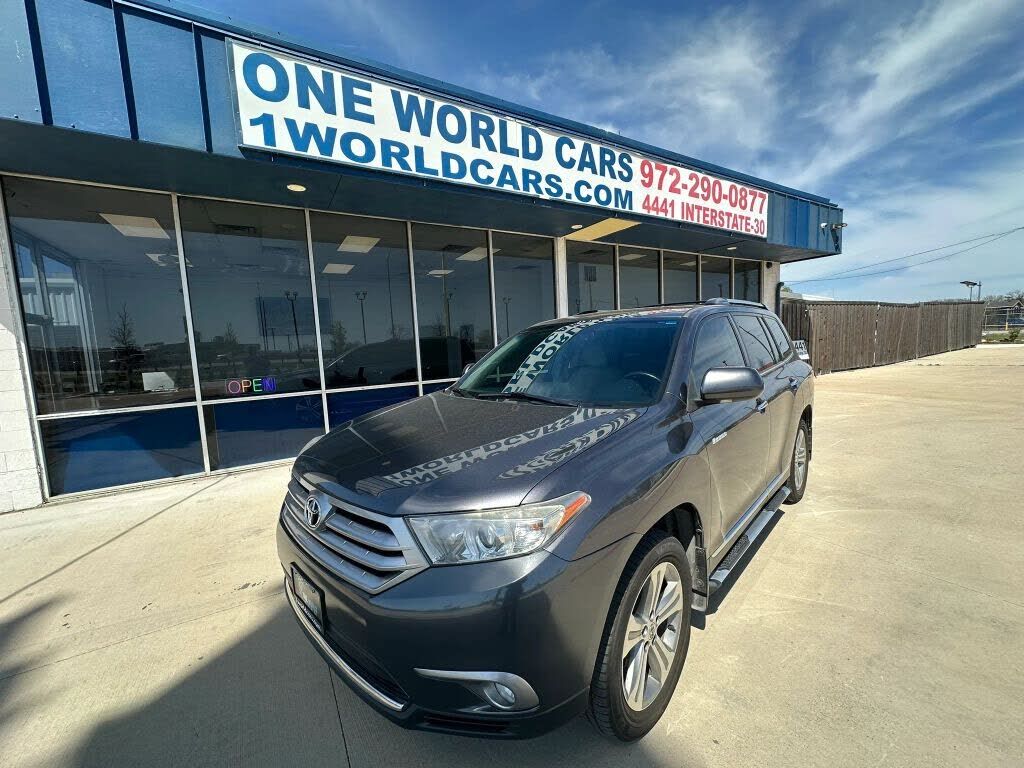 2013 TOYOTA Highlander