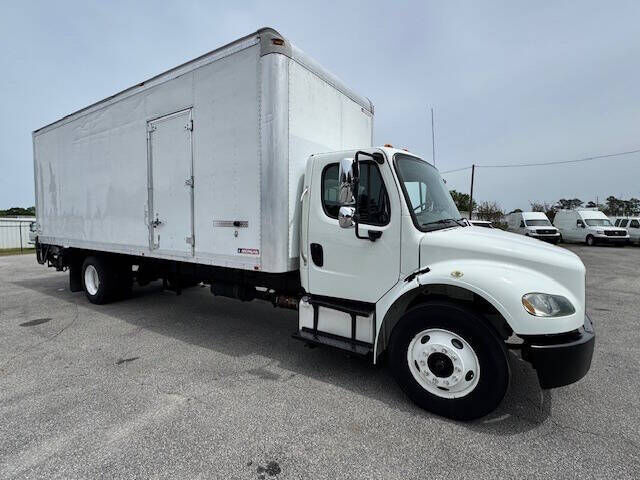 2013 FREIGHTLINER M2