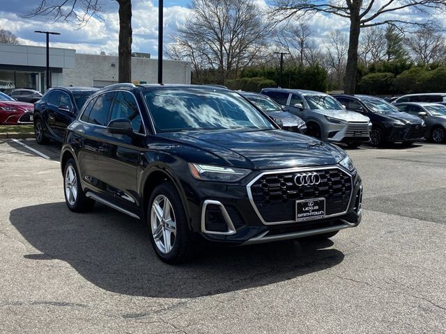 2021 AUDI Q5 e