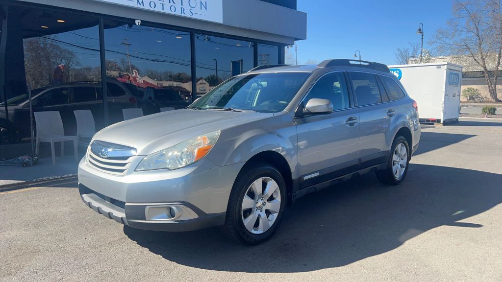 2011 SUBARU Outback