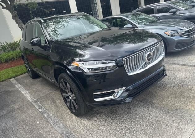 2025 VOLVO XC90