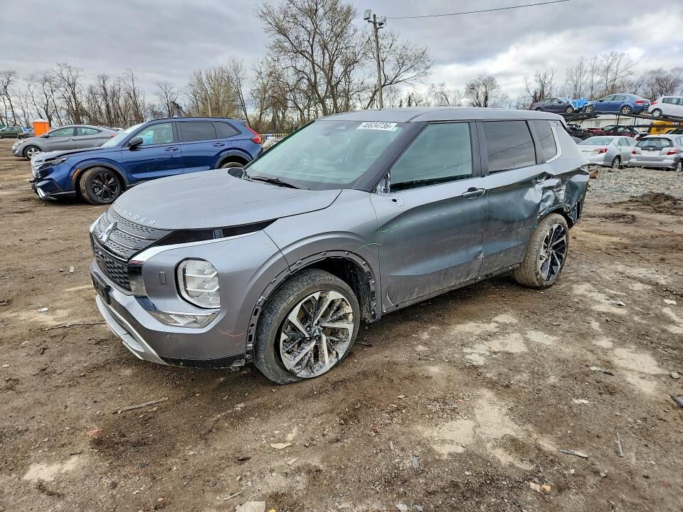 2024 MITSUBISHI Outlander